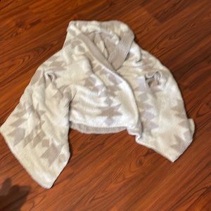 Lavar ladies cover wrap Sz one size